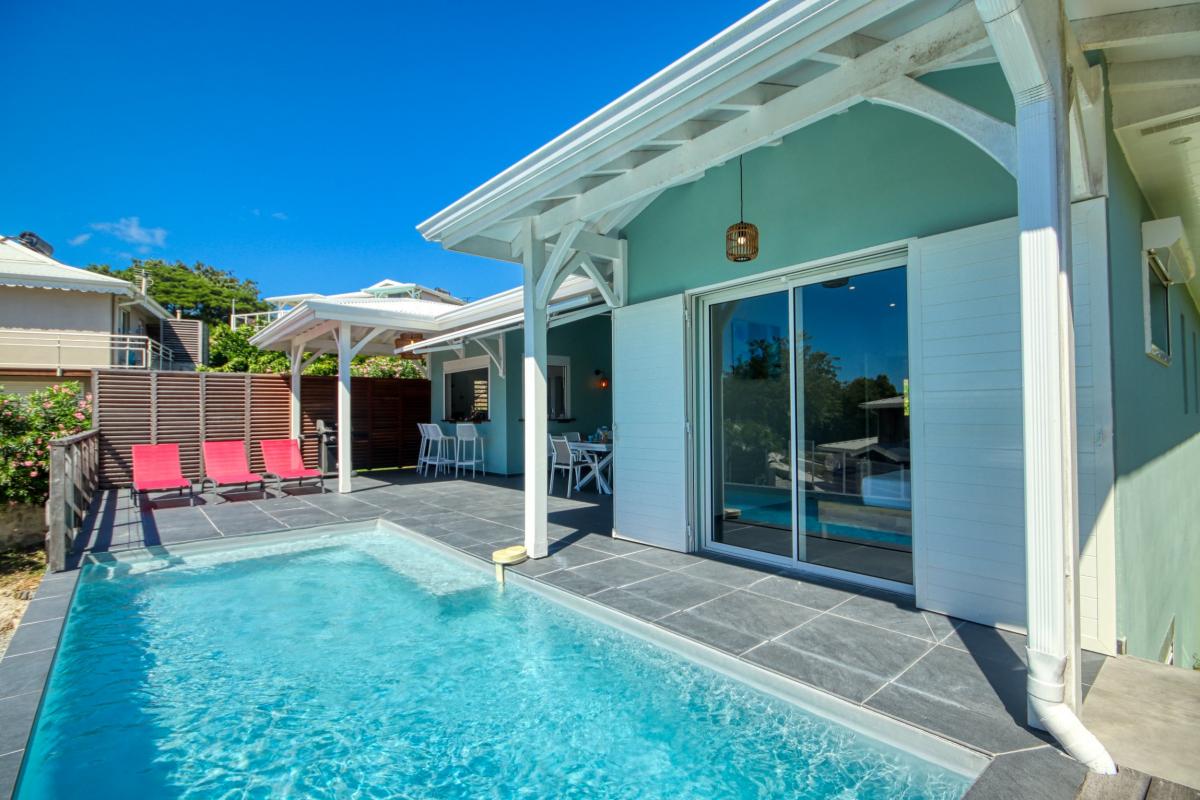 Location maison Martinique - piscine et terrasse